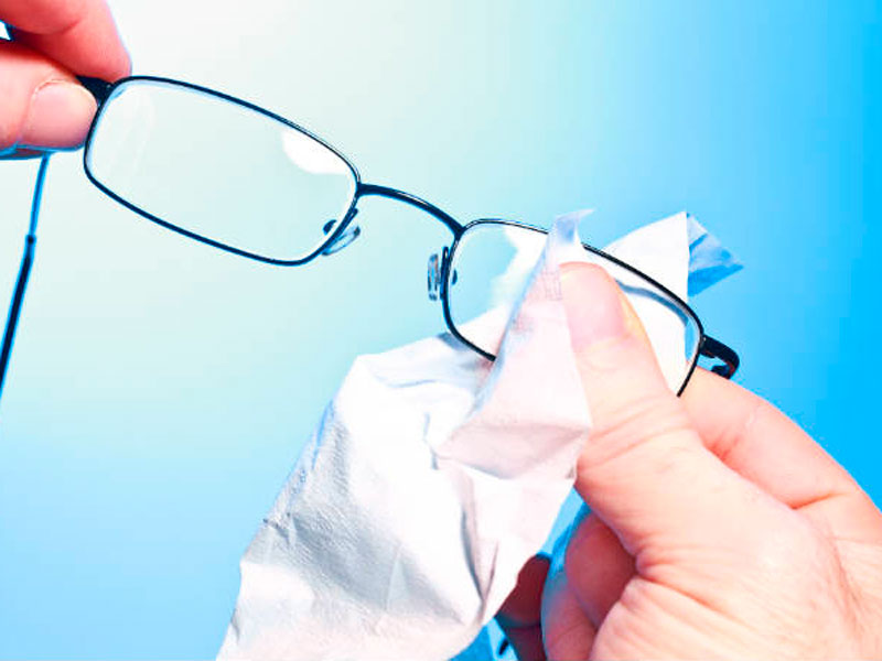 Artículo: ¿Cómo limpiar las gafas? - Amosdecasa